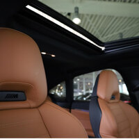 Elektrisch bediend glazen schuif-/kanteldak