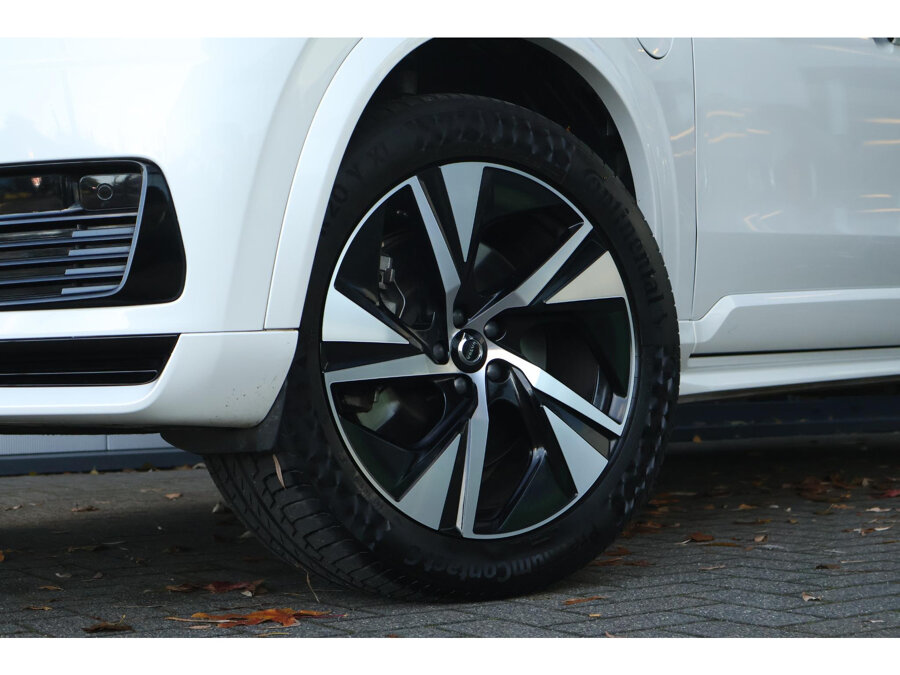 Volvo XC90 2.0 T8 Recharge AWD R-Design / 7p.