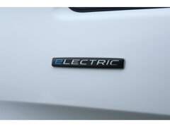 Mercedes-Benz eVito Lang 41 kWh / 3 pers / Camera / Marge