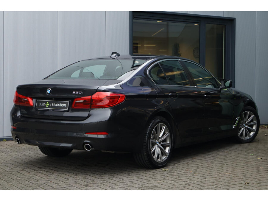 BMW 5 Serie 530i High Executive