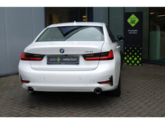 BMW 3 Serie 320i High Executive