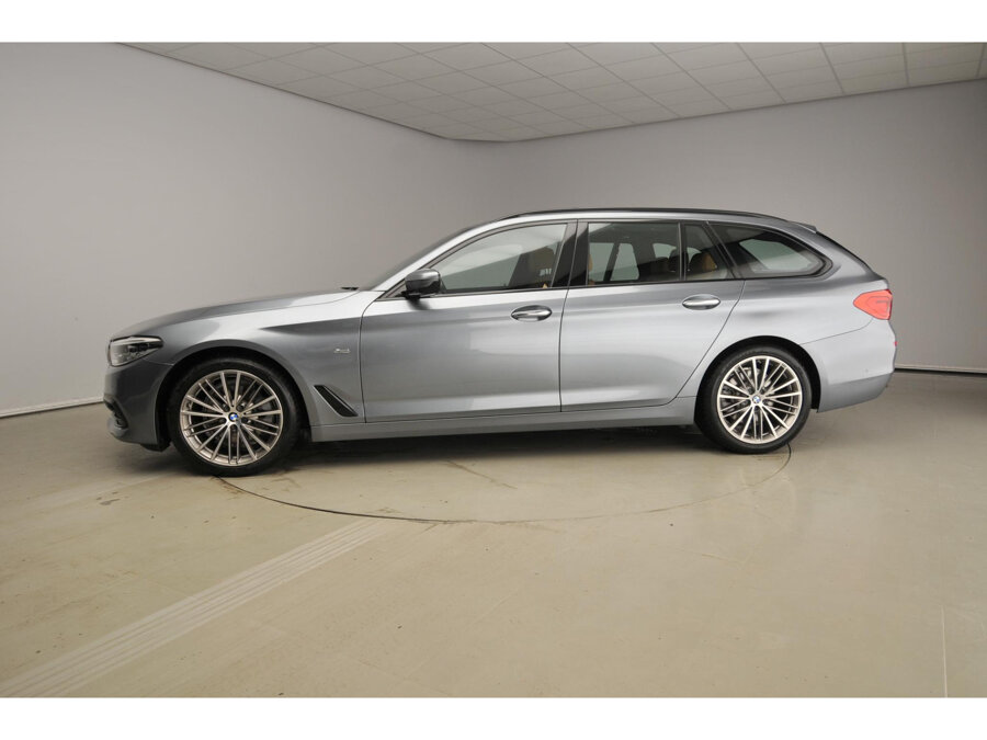 BMW 5 Serie Touring 520i High Executive