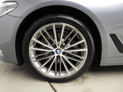 BMW 5 Serie Touring 520i High Executive