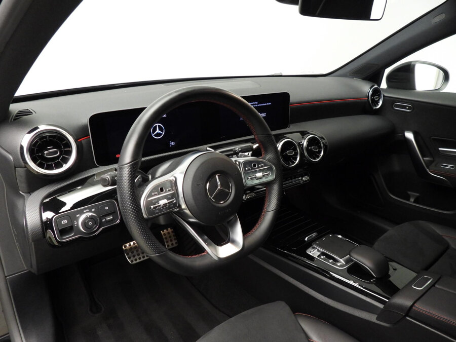 Mercedes-Benz A-Klasse 200 Business Solution AMG