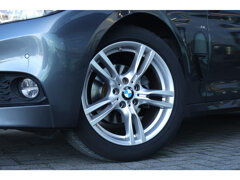 BMW 3-serie Gran Turismo 320i High Executive