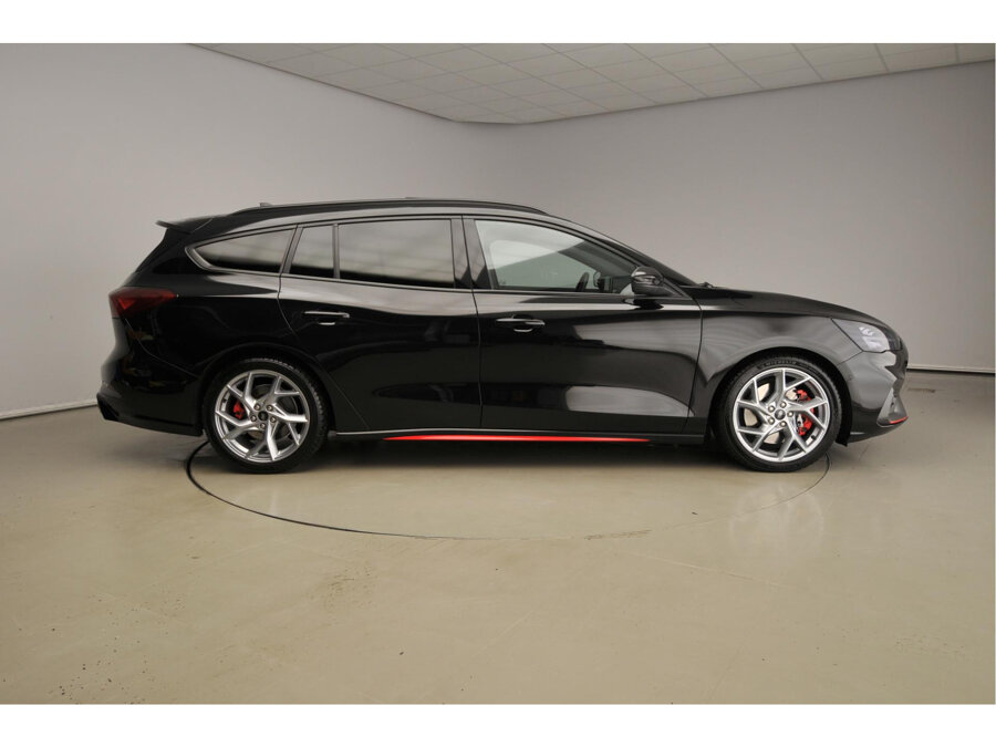 Ford FOCUS Wagon 2.3 EcoBoost ST-3