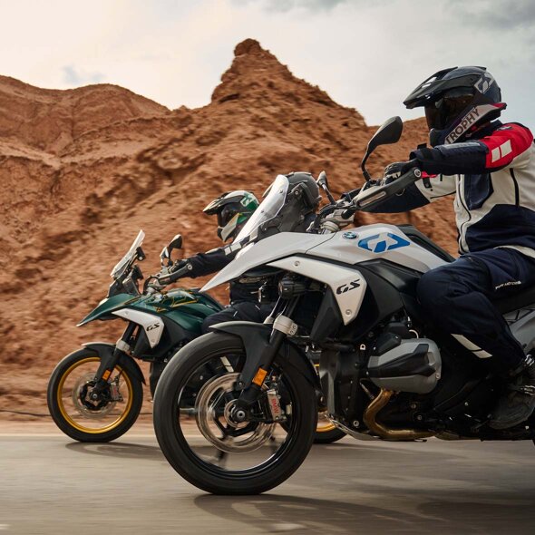 BMW-Motorrad-Modellen-Rijdend-Header-Mobile-Ekris-Motorrad