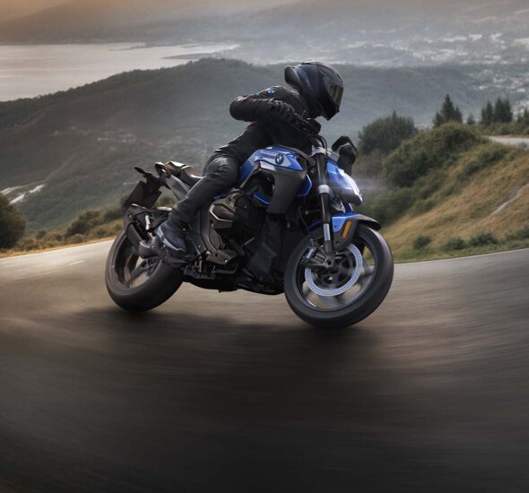 BMW_R_1300_R_Header_Mobile_Ekris