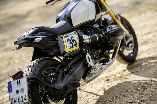BMW_R12_NineT_The_Tracker_Achterzijde_Ekris