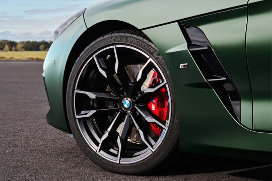 BMW-Z4-Pure-Impulse-Edition-Groen-Voorkant-Voorwiel-M-Luchtinlaat