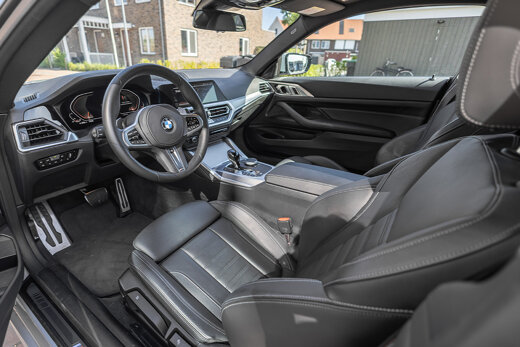 BMW_4_Coupé_20i_Zwart_Interieur_Cockpit_Ekris