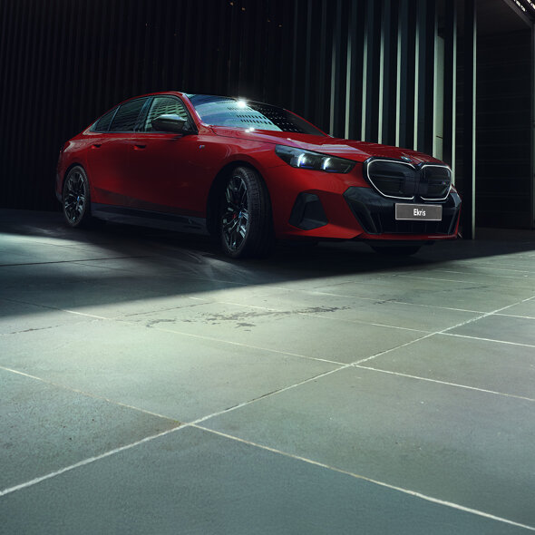 BMW_i5_m60_1180x1180