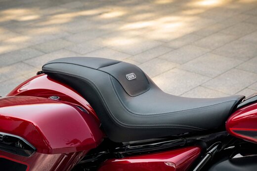 BMW_Motorrad_Zadel_Ekris_Header_Desktop