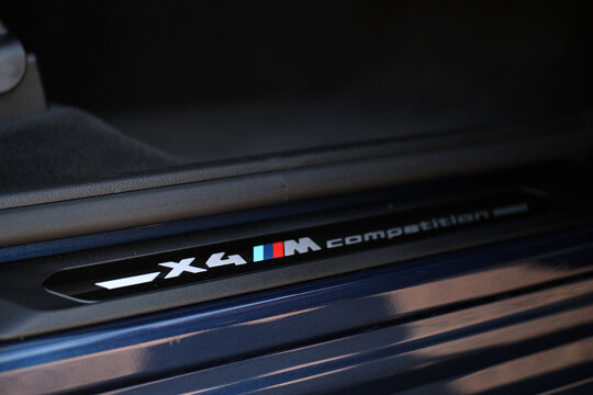 BMW X4M - instaplijst