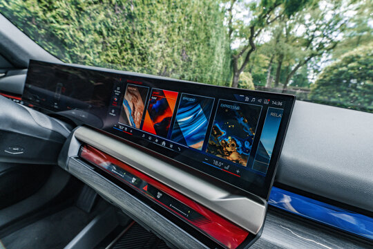 i5 Touring-Grijs-Villa-05