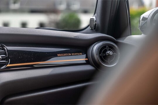 MINI_5-deurs_Brighton_Edition_Trim_1520x1014