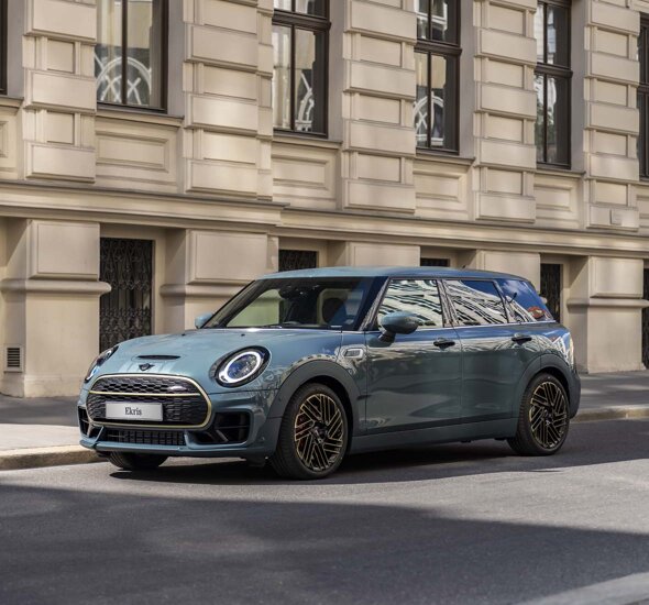 MINI-Clubman-Untold-Edition-Blauw-Goude-Accenten-Header-Mobiel