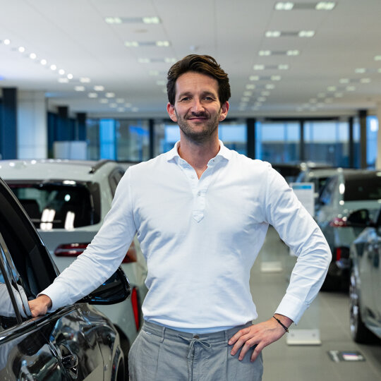 Veenendaal Bmw Pieter-Bas de Visser Verkoop adviseur