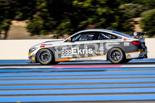 Ricardo-van-der-Ende-BMW-M4-GT4-zijkant-Paul-Ricard