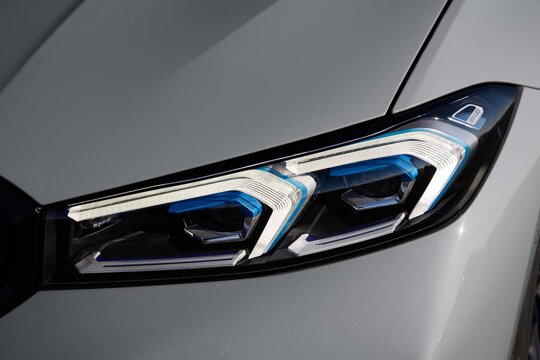 BMW-3-Serie-Sedan-Grijs-koplamp