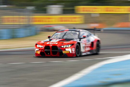 BMW_M4-GT3_evo_Rood_Magny_Cours