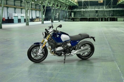 BMW_R_12_nineT_Blauw_Zijkant_Hal_Ekris