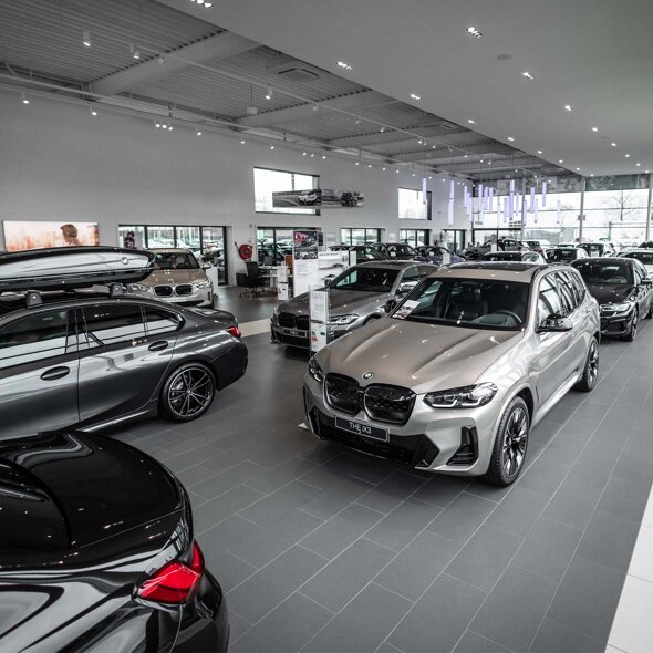 Ekris-Heerlen-Showroom-Header-Mobiel