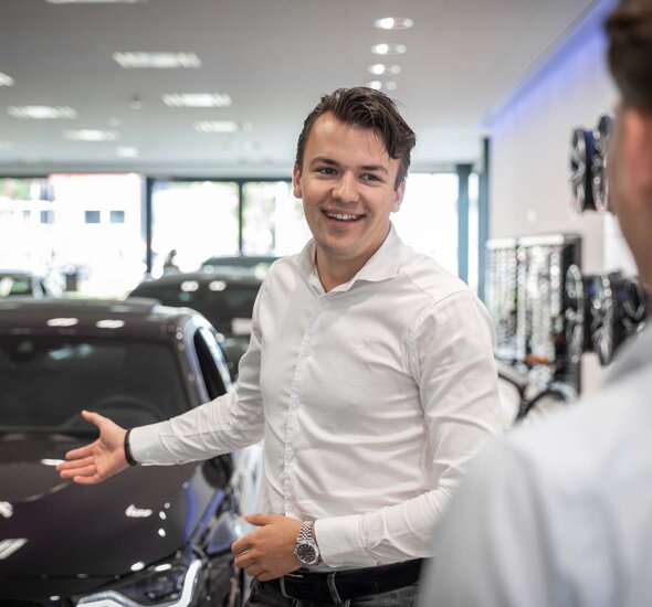 Vacature-Verkoopadviseur-BMW-3-Header-Mobiel