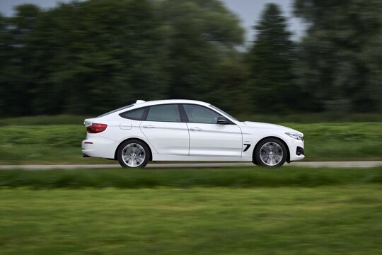 BMW-3-Serie-Gran-Turismo-Wit-rijdend