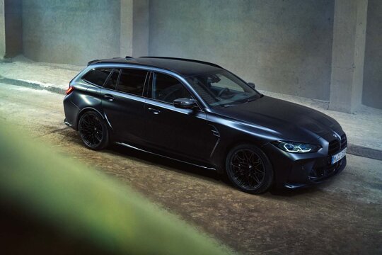 BMW-M3-Touring-Zwart-Mat-zijkant