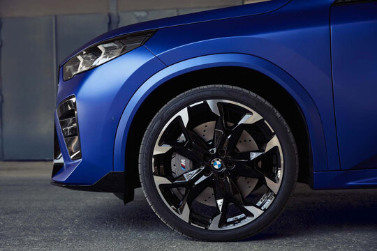 bmw-x2-blauw-velgen-detail