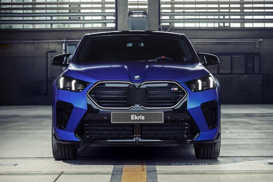BMW-X2-Blauw-Voorkant-Hal