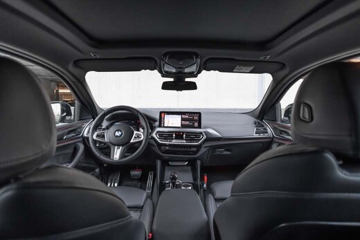 BMW-X4-Interieur-Cockpit