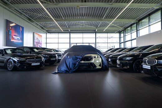 Ekris_Demo_Deals_BMW_M5_Doek_Header_Desktop_Ekris