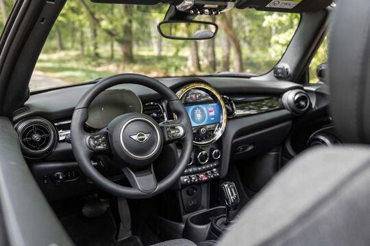 MINI-Cabrio-Interieur-Stuur