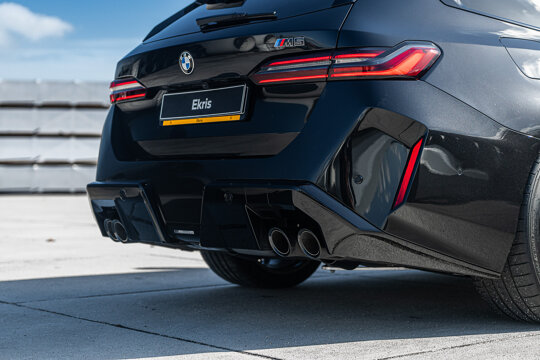 19-M5 Touring-DSC01056