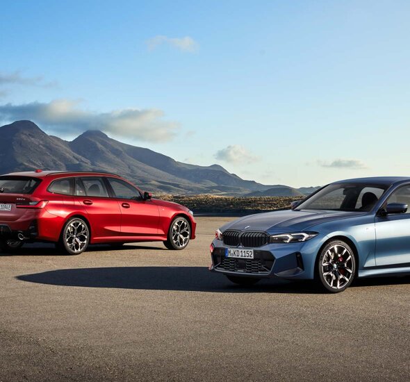 BMW-3-Serie-Sedan-Blauw-BMW-3-Serie-Touring-Rood-Header-Mobile-Ekris