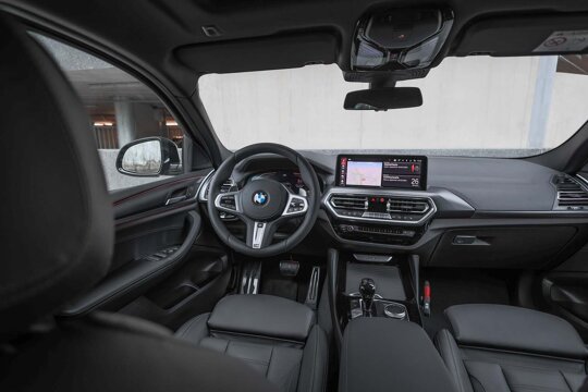 BMW-X4-Interieur-cockpit