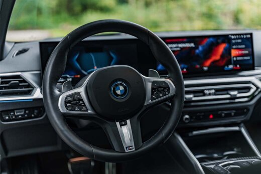 BMW-3-Serie-Sedan-Interieur-Stuurwiel-Ekris