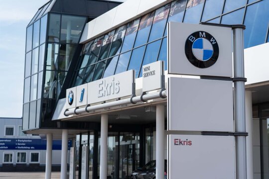 Ekris-BMW-Nijkerk-welkomstbord
