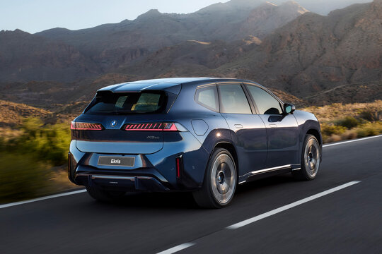 achterkant rijdend ix3