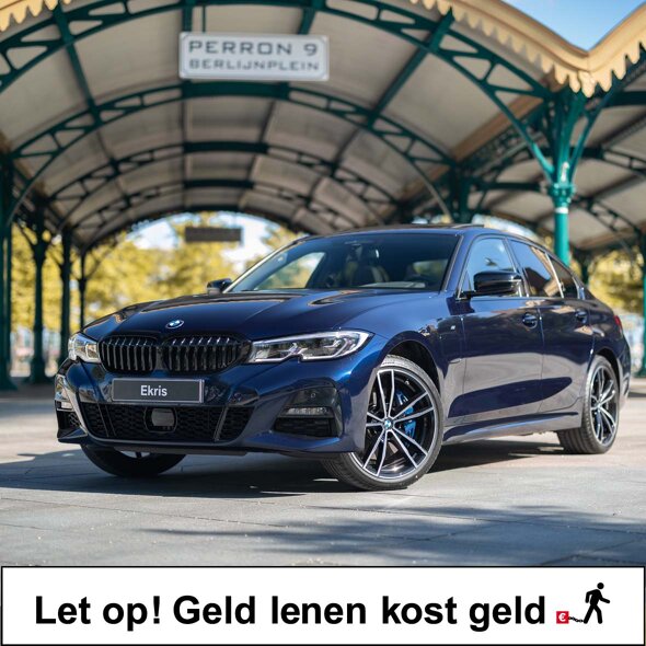 BMW-3-Serie-Sedan-hybride-blauw-voorkant-zijkant-overkapping-Berlijnplein-mobiel