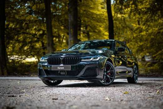 BMW-5-Serie-Zwart-voorkant-bospad-teaser-financial-lease