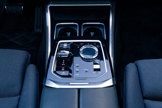 BMW 7Serie M760e-35