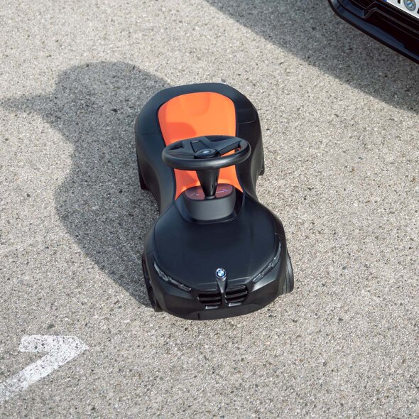 BMW-Babyracer-Zwart-Oranje-zadel-header-mobile