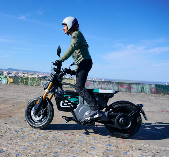 BMW_CE_02_Exclusive_Urban_Edition_Header_Mobile_Ekris