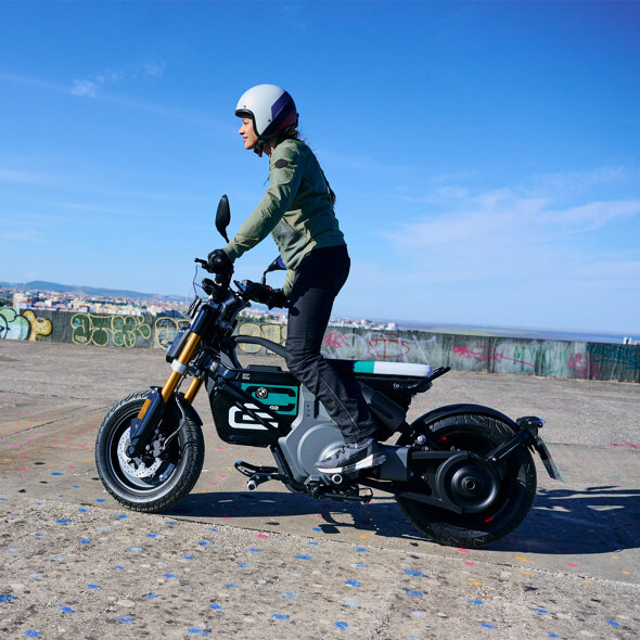 BMW_CE_02_Exclusive_Urban_Edition_Header_Mobile_Ekris