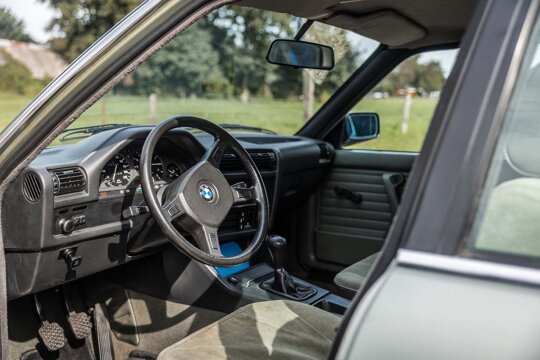 BMW-E30-Interieur-Stuur