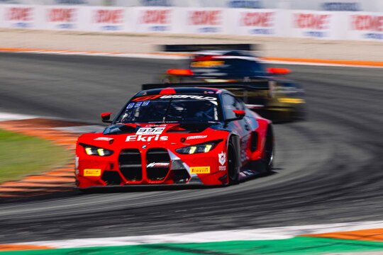 BMW_M4_GT3_Maxime_Oosten_Mex_Jansen_Voorkant_Valencia_Ekris