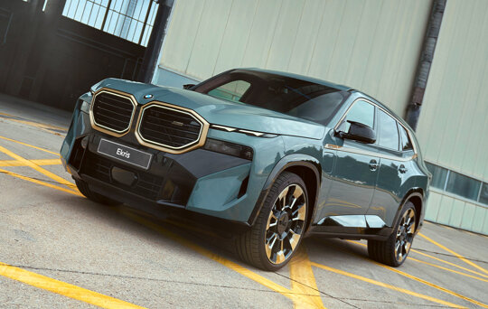 BMW-XM-Video-Thumbnail-Mobile